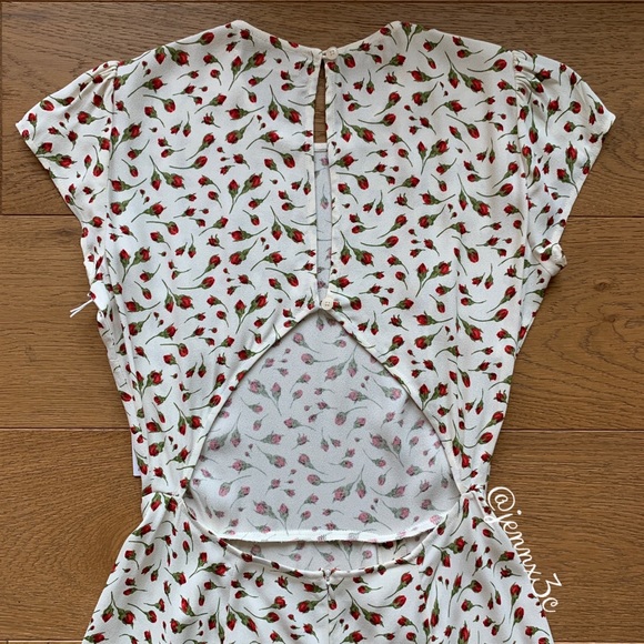 Reformation Gavin Dress || Marion - Picture 10 of 15